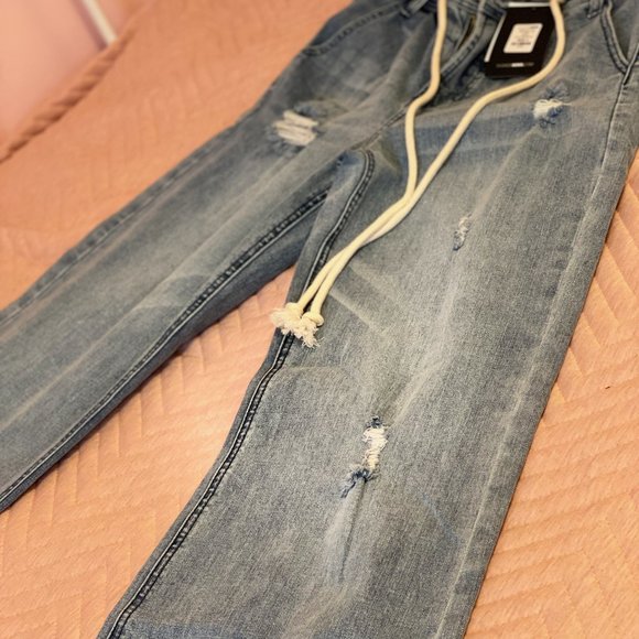 Wide Leg Jeans with Drawstring - Picture 6 of 6